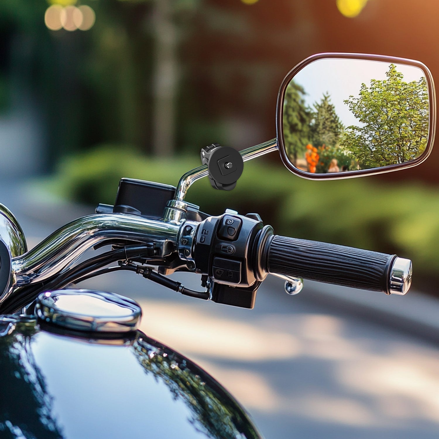 Are Cheap Phone Holders for Bikes Risky? Safety Tips Revealed