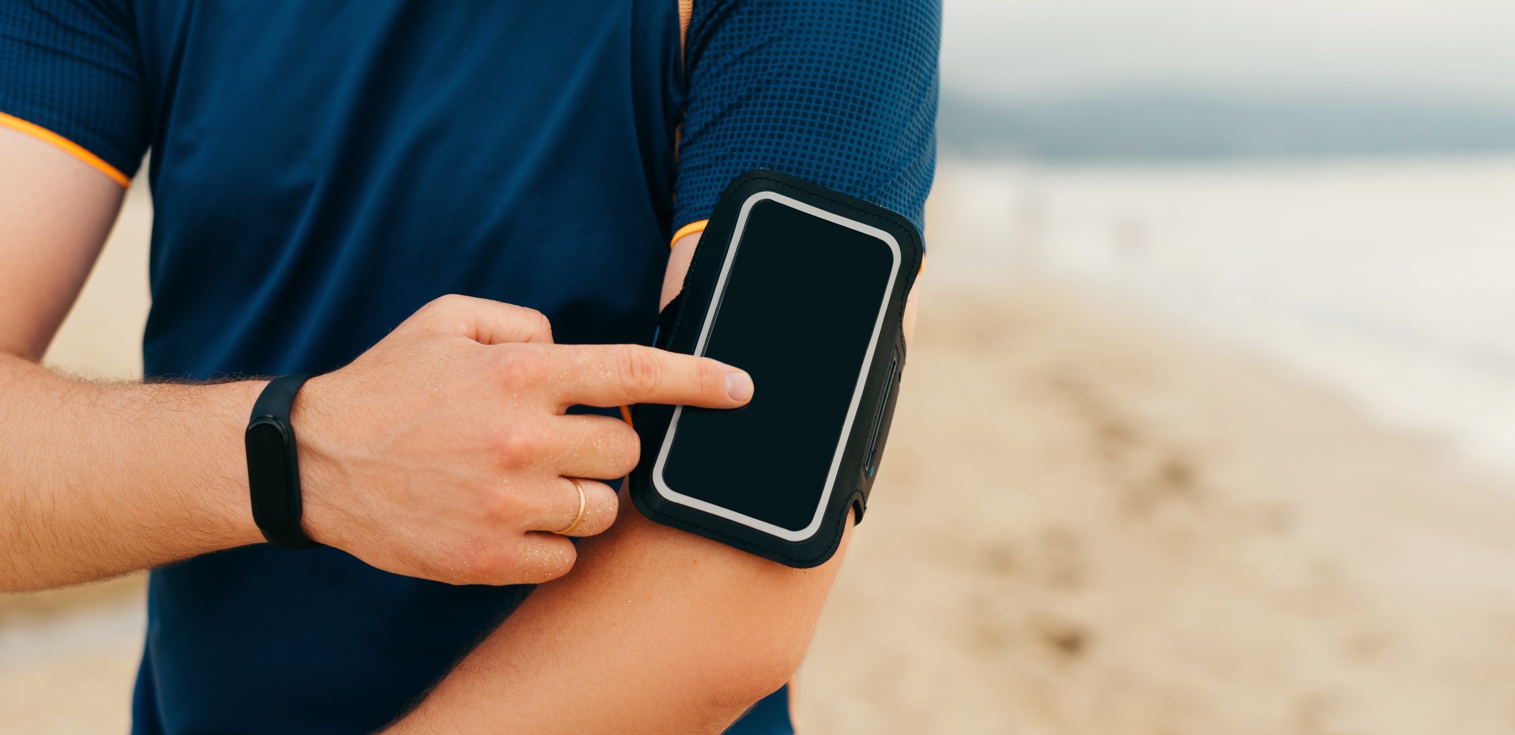 Why Armband Phone Grip Holders Are Trending in 2025