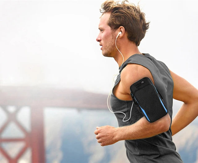 How Do Advanced Sports Arm Strap Holders Benefit Athletes?