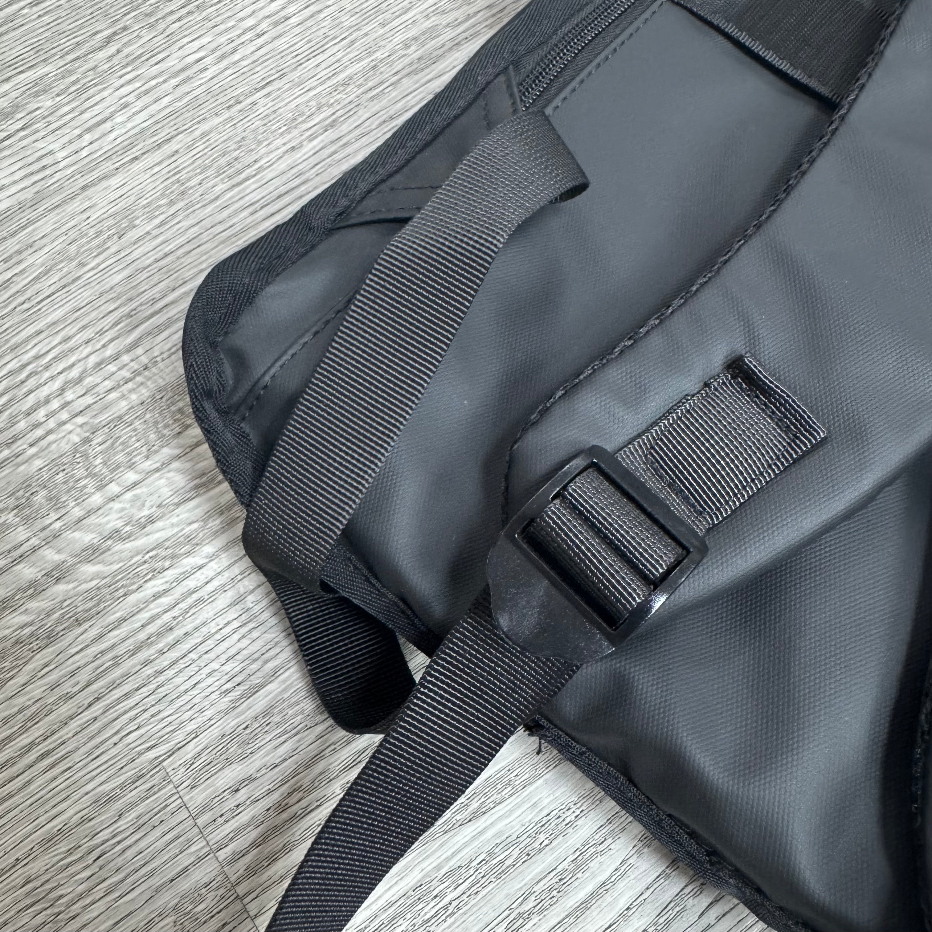 GRXPLORE Large Laptop Back pack with USB Charging Port, Fits 17.3 Inch Laptop, Water-Resistant Travel Daypack for Business, College, Work, Men & Women – Charcoal Black